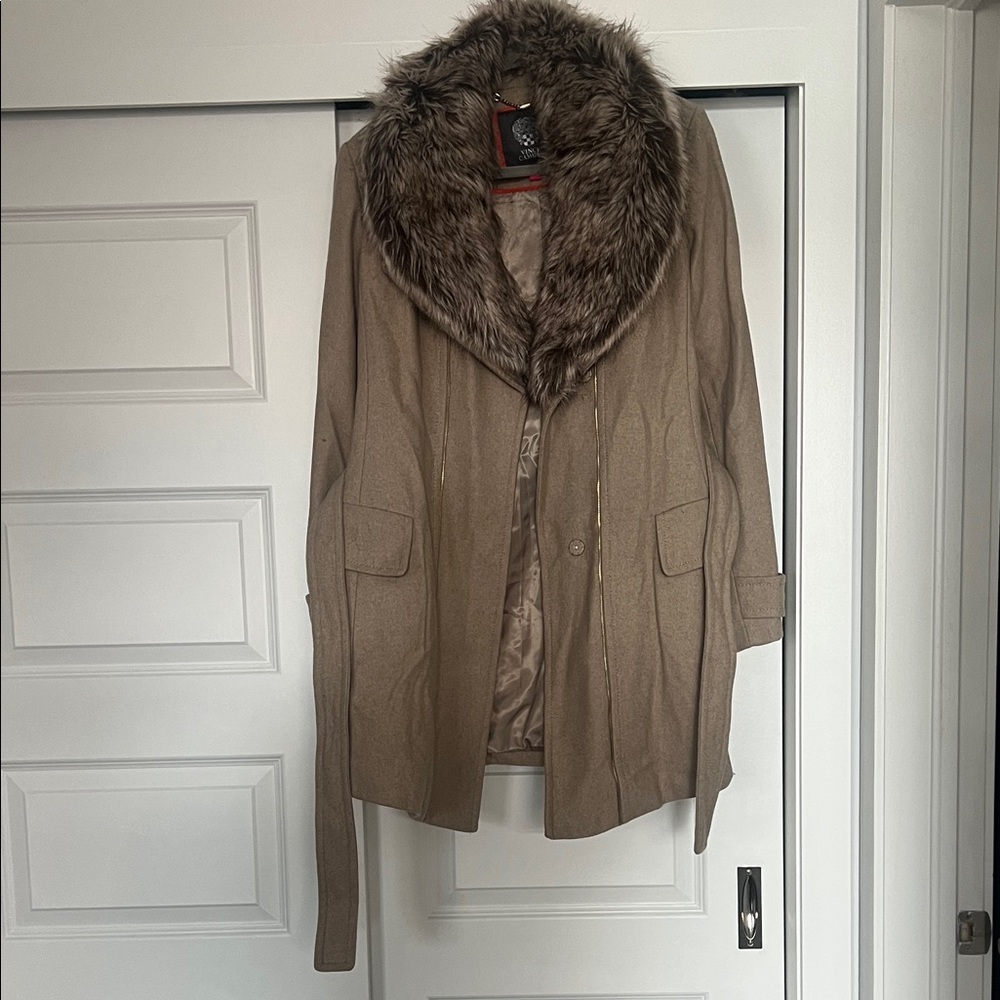 Vince Camuto coat with Faux Fur Collar